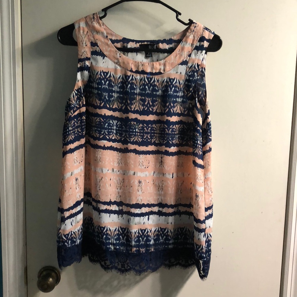 Peach and Navy tank with lace bottom